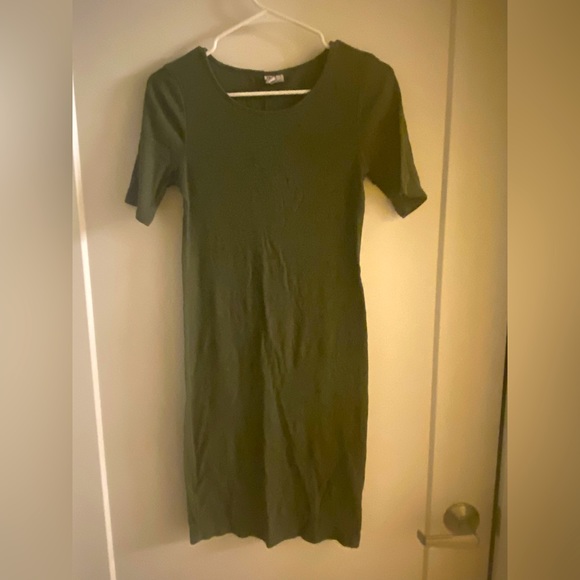 Dresses & Skirts - Olive green Cotten dress.